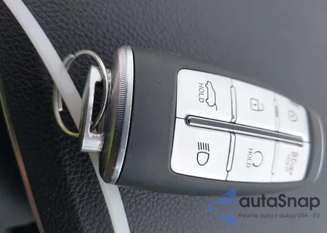 2022 Genesis Gv70 2.5T Awd from USA, damaged, VIN KMUMADTB2NU069529